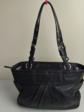 Coach Black Leather Shoulder Tote - Signature Embossed Logo